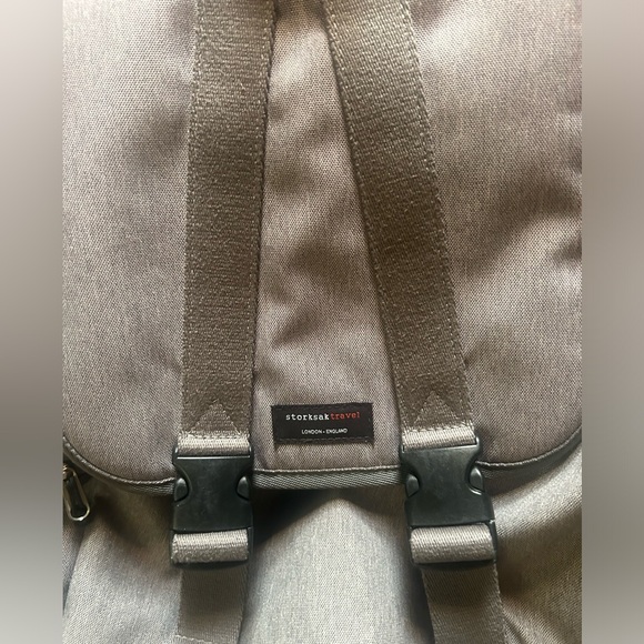 Storksak Large, Multi-Functional, Waterproof, Travel Backpack, Diaper Bag - Picture 3 of 16